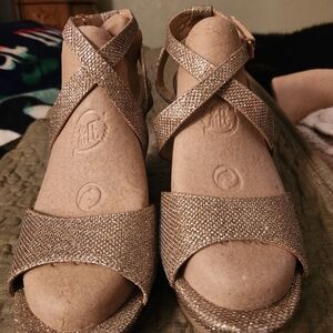 Elegant Glittery Sandals Comfortable Wedge Heel Size 10